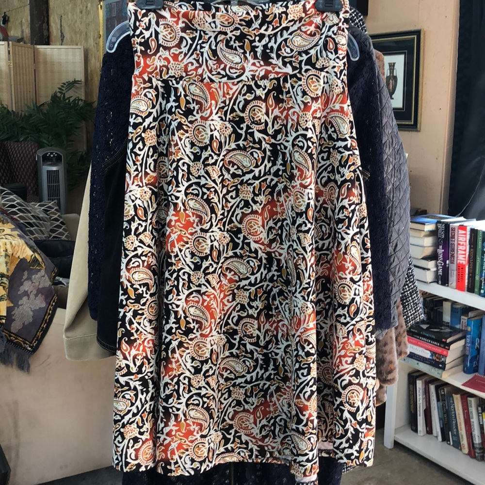 Wide waistband skirt size small